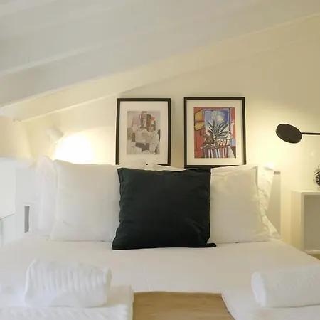 Design Iii By Homing Apartment Porto