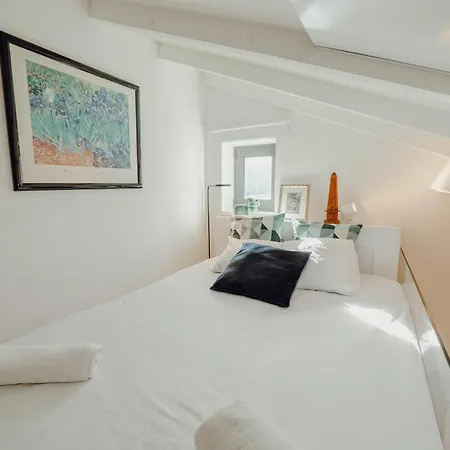 Design Iii By Homing Porto