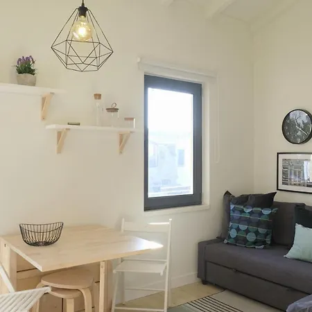 Design Iii By Homing * Oporto