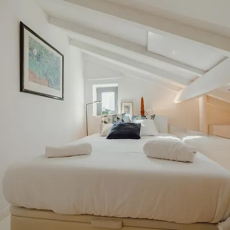 Design Iii By Homing Appartement Oporto
